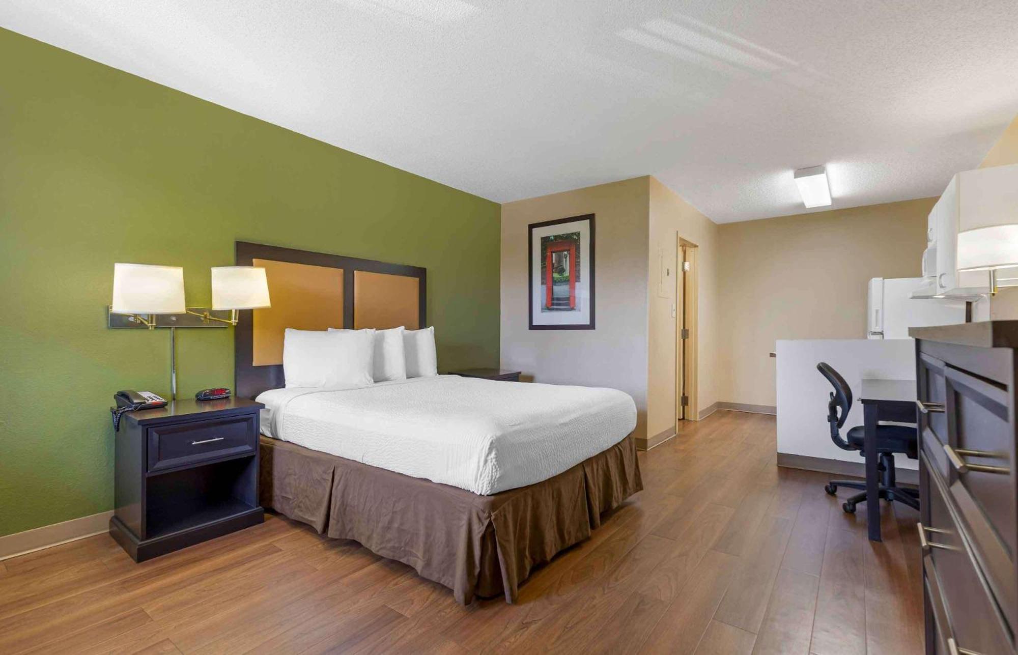 Extended Stay America Select Suites - Columbia - Ft Jackson Exterior foto